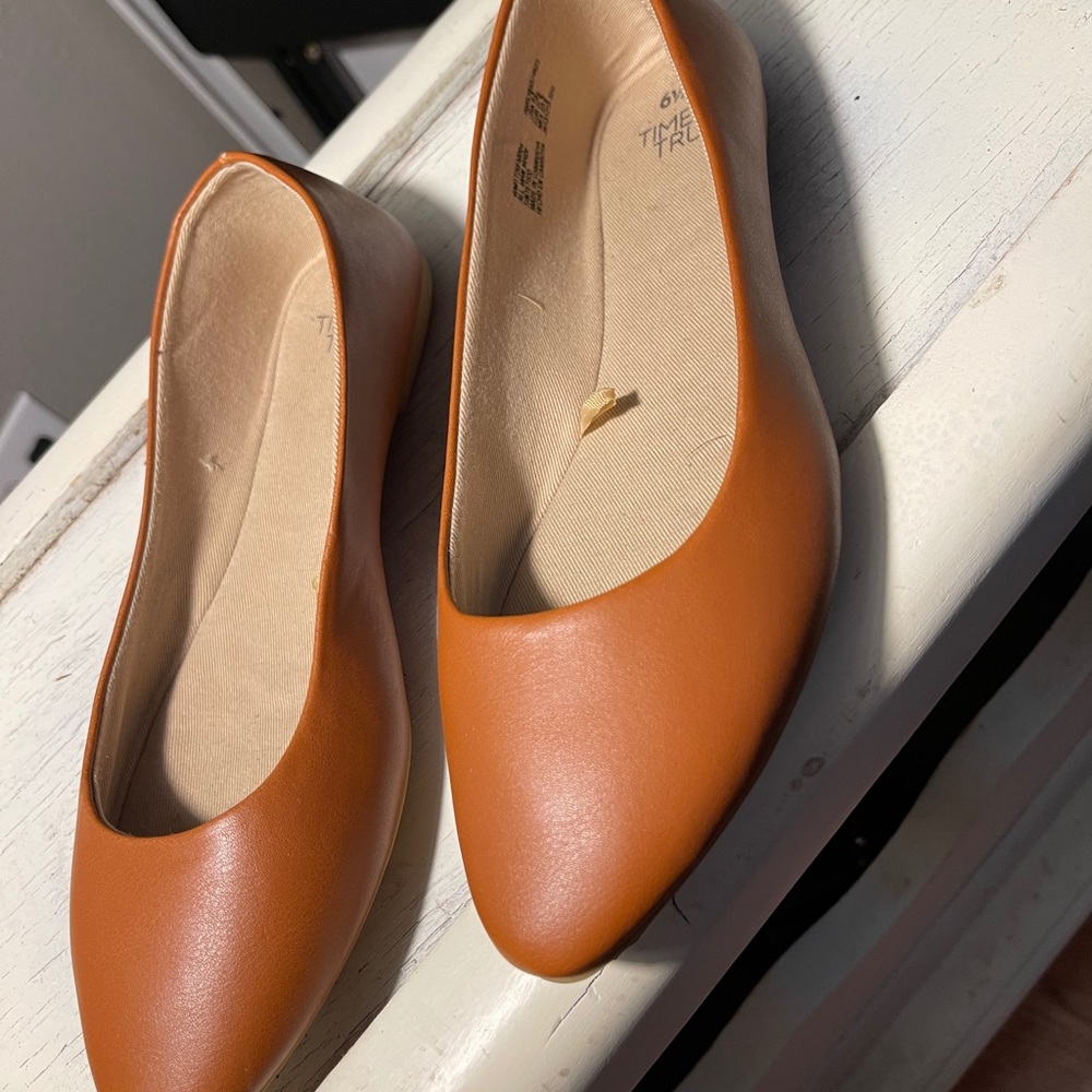 Brown flats